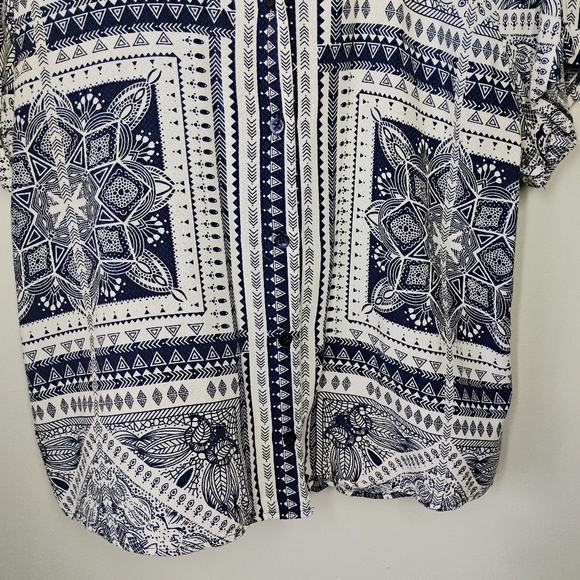 Supplies Button Up Shirt Short Sleeve Navy Blue White Boho Bandana Size Medium - Picture 2 of 13